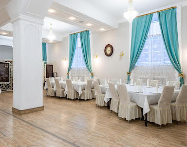 Новый год в Frezeroff Hall