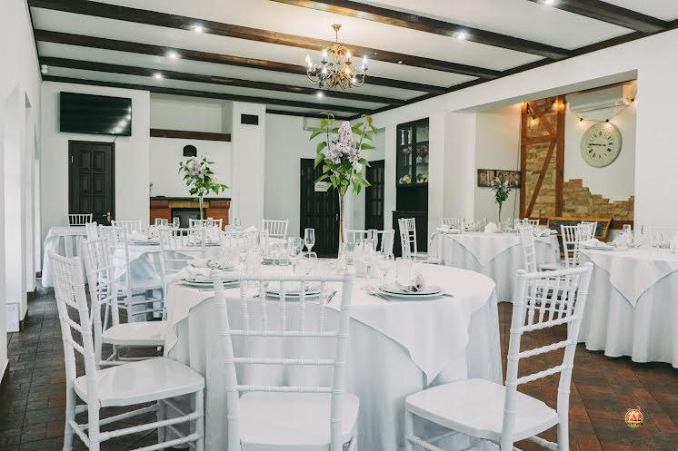 Зал до 40 гостей в «Вилла Счастья» фотография №9