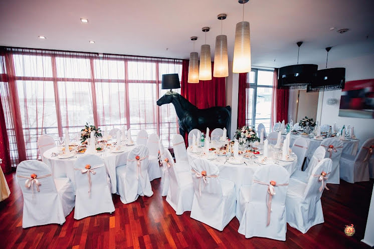 Номер Люкс Cherman в «MEAT&MORE» фотография №8