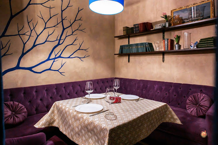 VIP-зал на 4 человека в «Родня» фотография №1