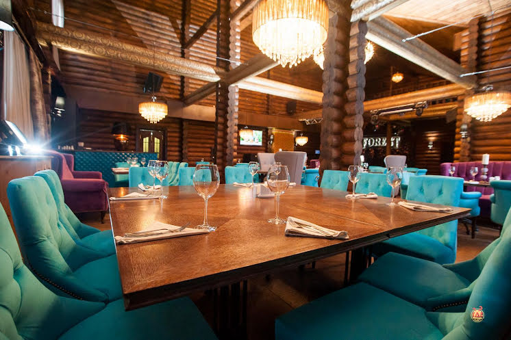 Основной зал в «Forest» фотография №5