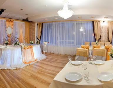 Выпускной в Золотой Принц