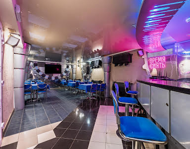  ресторан Уральский Двор