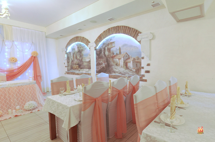 Малый зал в «Alpen House» фотография №7