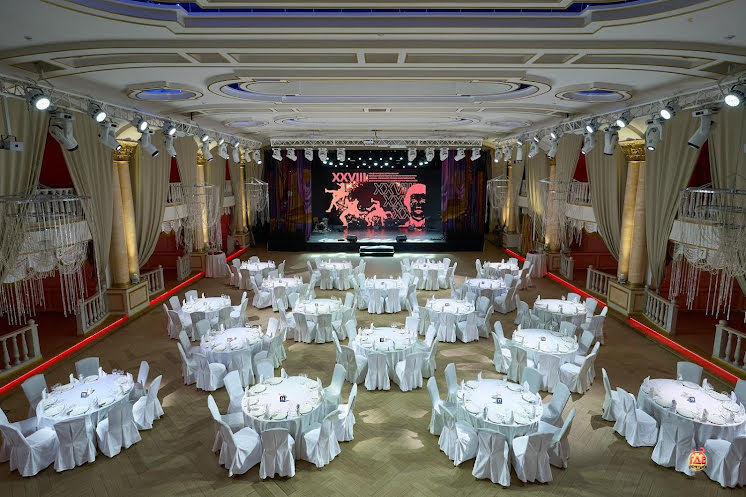 Большой зал в «Золотые ворота Сибири» фотография №6