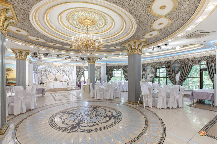 Зал «Золотой» в «Золотая роща» фотография №2