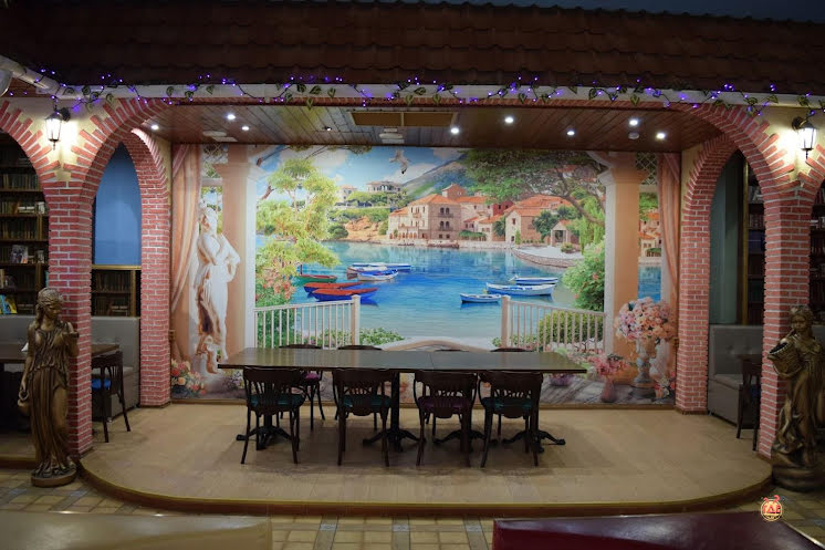 Основной зал  в «Шато Леон» фотография №2