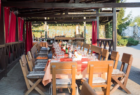 Боковая беседка 2 в Караоке-зал