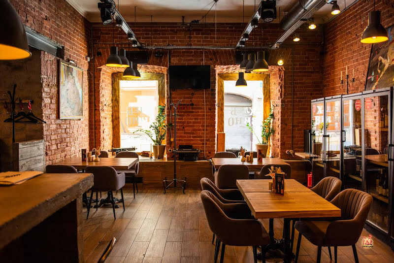 Хлеб и вино на Тверской фотография №1