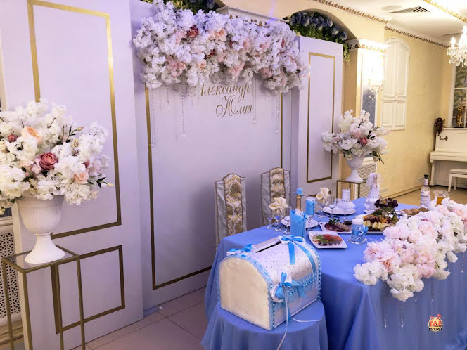 Большой зал в «Дворянское гнездо» фотография №9