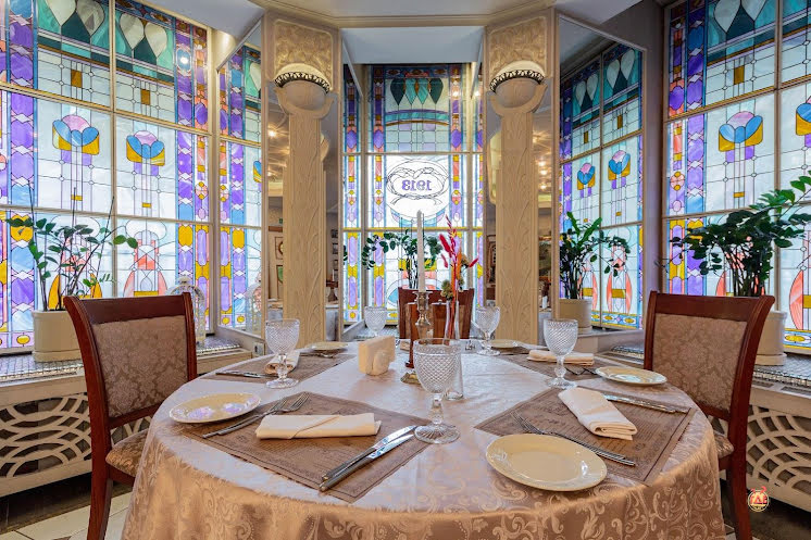 ВИТРАЖНЫЙ ЗАЛ в «1913 год» фотография №16