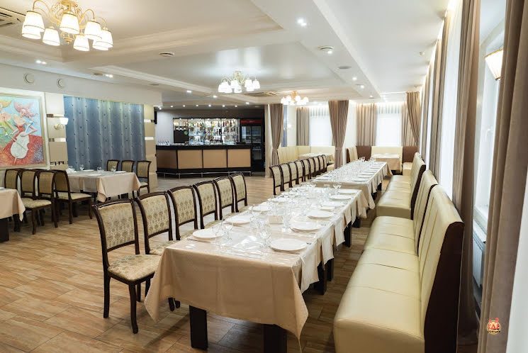 Зал на 1 этаже в «Богема» фотография №2