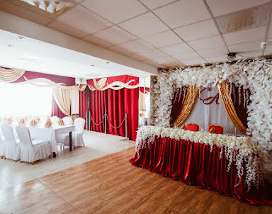  ресторан Золотой лев