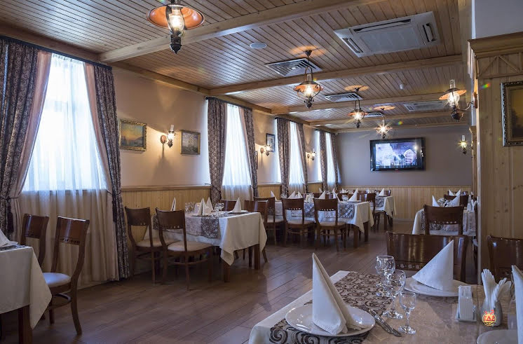 Основной зал на 1 этаже в «Авеню» фотография №1