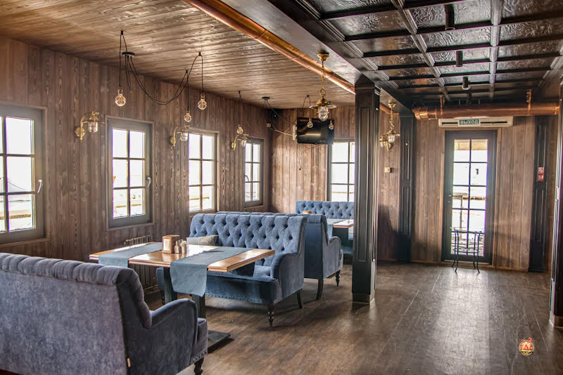 Белуга на Волге фотография №7