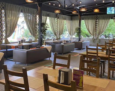  ресторан Амакс