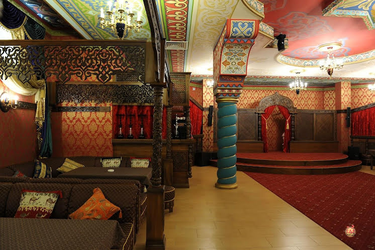 Восточный зал  в «Весенний дворец» фотография №6