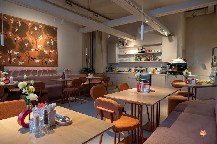 Основной зал в «Коза Тапас» фотография №3