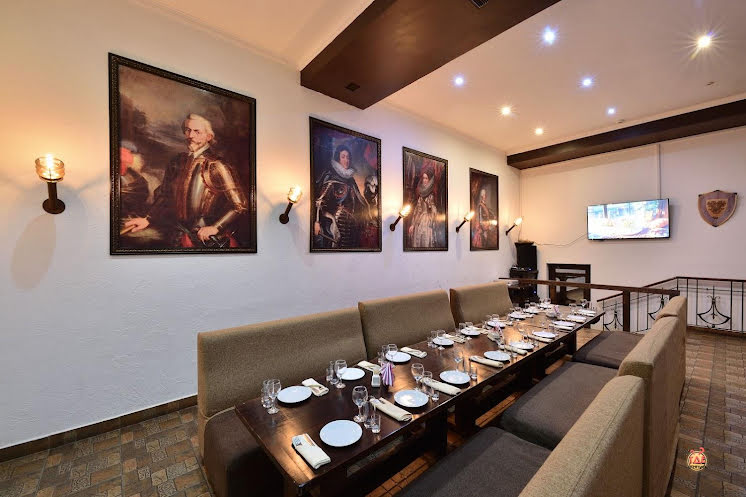 Караоке-зал «Средневековый» в «Бочка» фотография №1