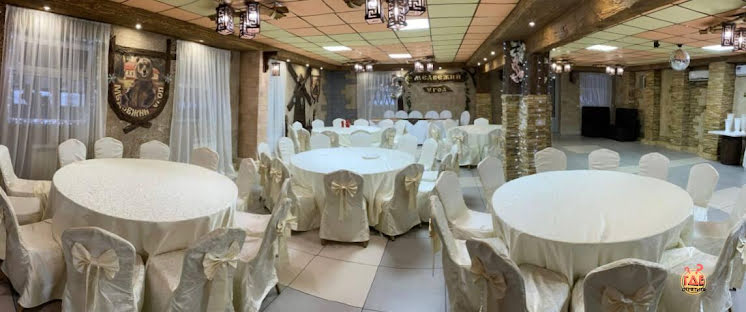 Банкетный зал  в «Медвежий угол» фотография №1