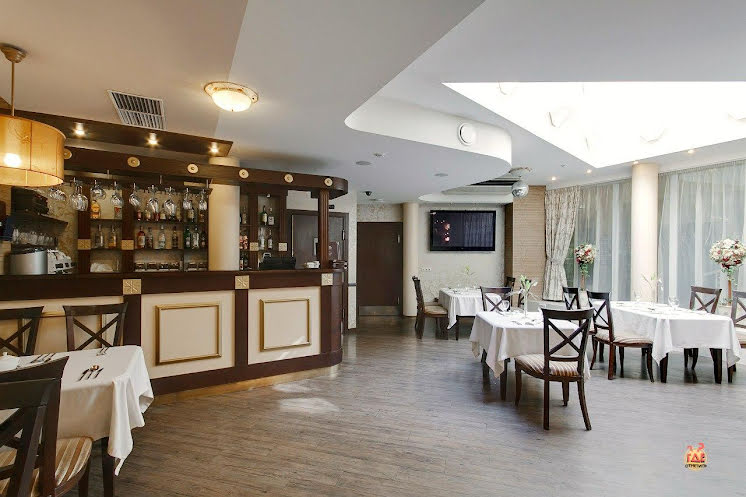 Основной зал  в «Фаворит» фотография №15