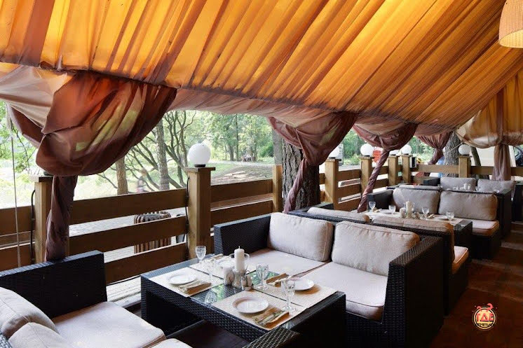 Летняя веранда в «Усадьба» фотография №3