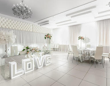 День рождения в Венеция. Silver Hall