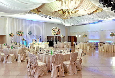 Большой банкетный зал «Екатерининский» в Малый банкетный зал «Екатерининский»