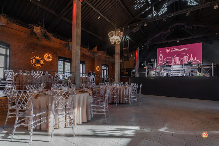 Основной зал  в «RE`конструкция» фотография №8