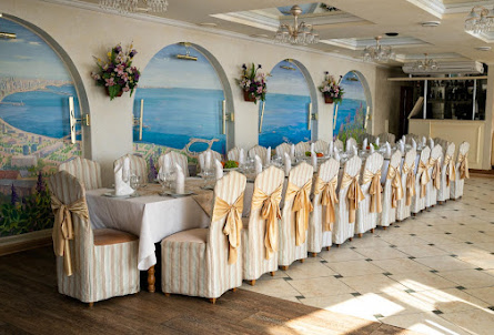 Малый зал в Малый зал