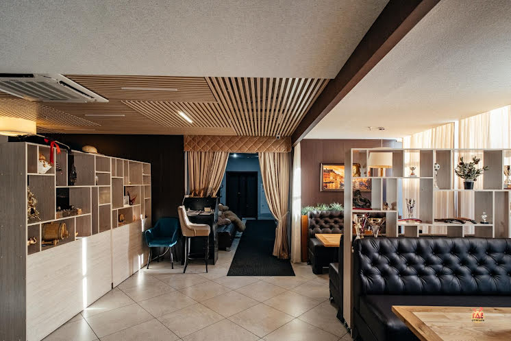 Основной зал в «Чо? Капчо» фотография №5