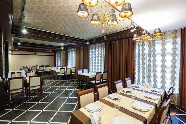 Основной зал ресторана  в «Загородный» фотография №7