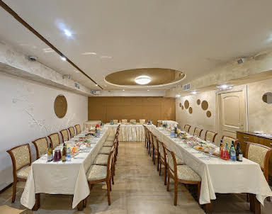  ресторан Абсолютъ