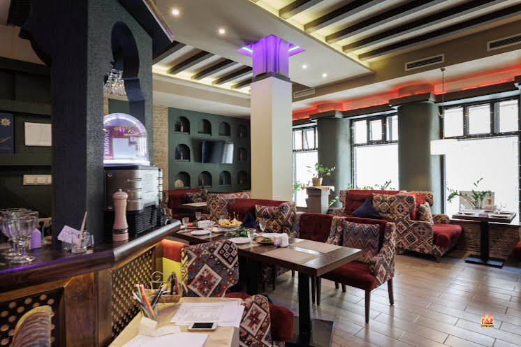 Общий зал в «Старая Грузия» фотография №13