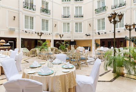 Атриум в Room DND