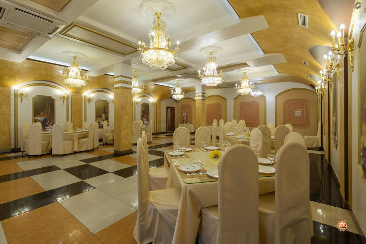 Средний банкетный зал в «У Озера ​на Героев Космоса» фотография №4