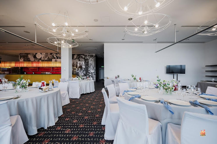 Зал «Янтарь» в «Azimut Аэропорт Отель Екатеринбург» фотография №3