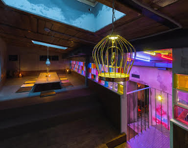  ресторан Neon monkey