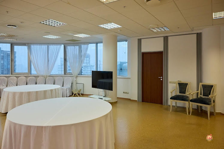 Панорамный зал в «Онегин» фотография №7