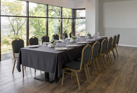 VIP-зал (3 этаж) в Малый VIP-зал