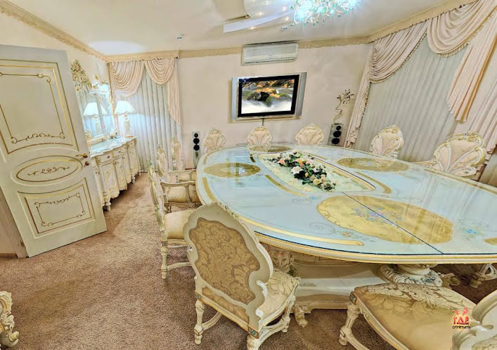 Зал на 12 человек в «Аристократ-Кафе» фотография №2