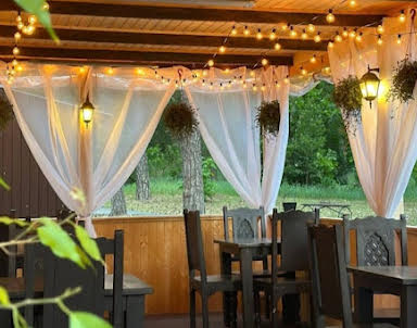  ресторан Тропа