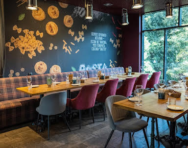  ресторан Перчини Grill & Wine на Волжском проспекте