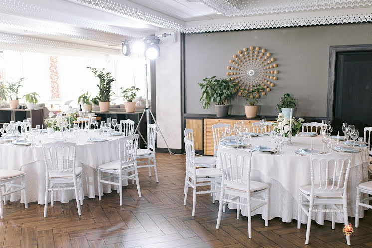 Основной зал в «Разговоры» фотография №8