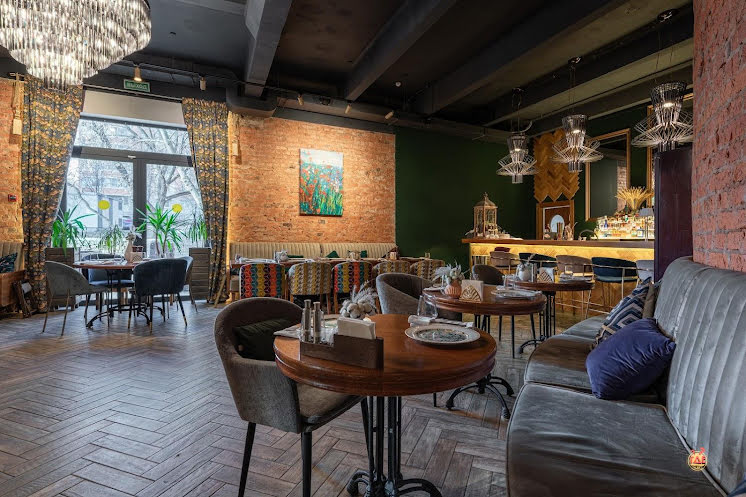 Основной зал в «Стейк-Хаус Muu на Ляпидевского» фотография №6