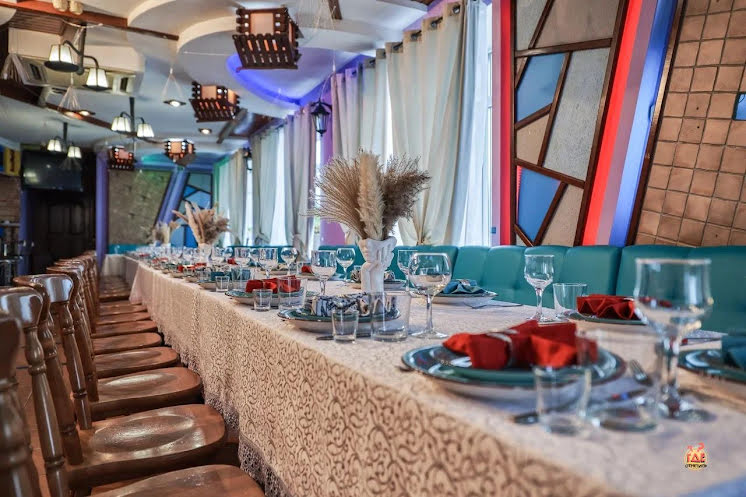 Основной зал  в «Сибирская Таверна» фотография №6