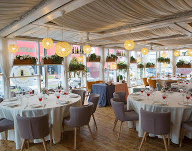  ресторан BONA CAPONA на Комендантском