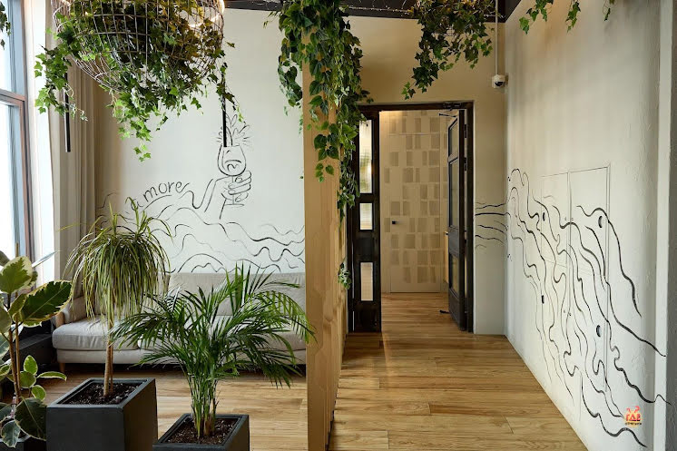 Большой банкетный зал в «Корова» фотография №3