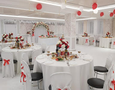  ресторан Уют-Компания