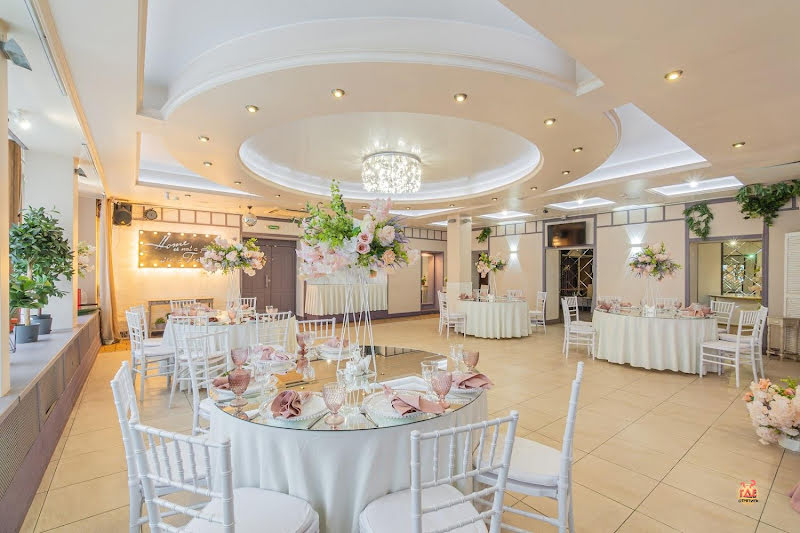 Liris Hall на Российском проспекте фотография №7